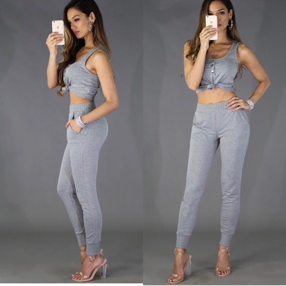 Tops - Two piece jogger crop top set.